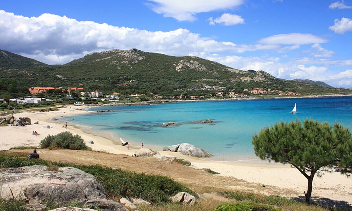 Marine de Saint Ambroggio Apartment | Monte e Mare 152, sea view in Sant'Ambroggio COCODY