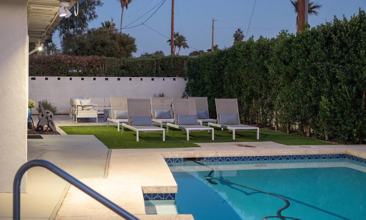 Paradise Valley Oasis House | Monte Horizon Oasis by HomeSlice Stays