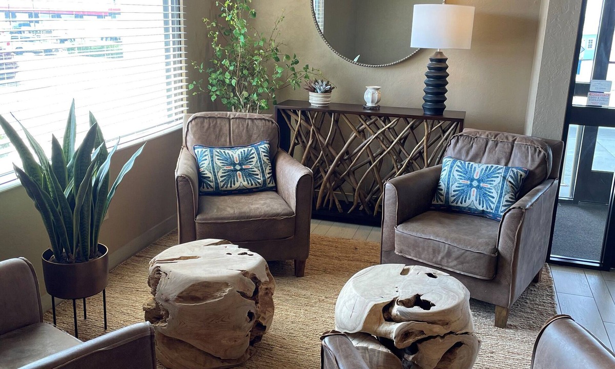 Mountain Home Hotel | Mountain Home Inn