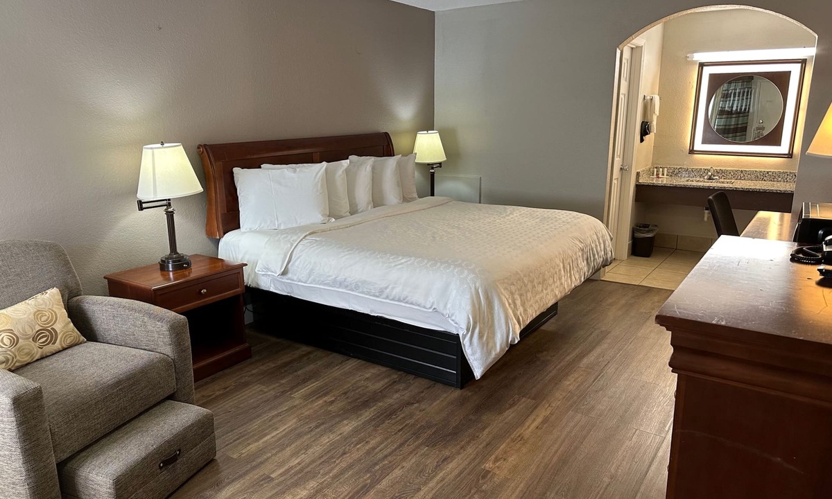 Northwest Raleigh Hotel | Nation's Inn of Wake County - Raleigh Crabtree