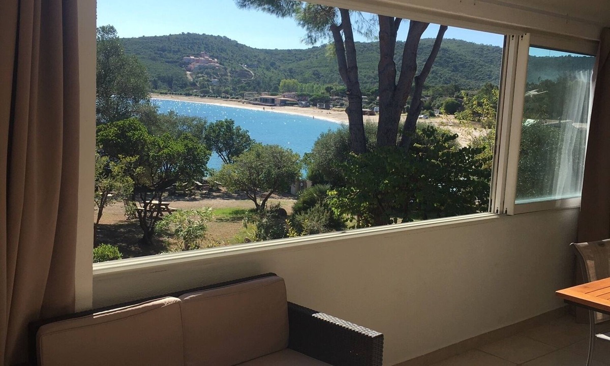 Favone Apartment | N°15-Apartment-Ensuite with Shower-Sea view