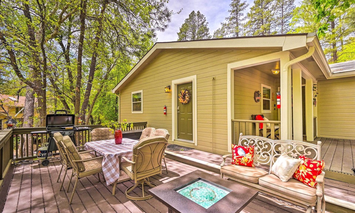 Payson Cabin | Near Hiking: Creekside Payson Cabin w/Deck!