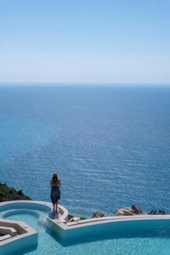 Tsoukaladhes Villa | NeRó Villas Lefkada