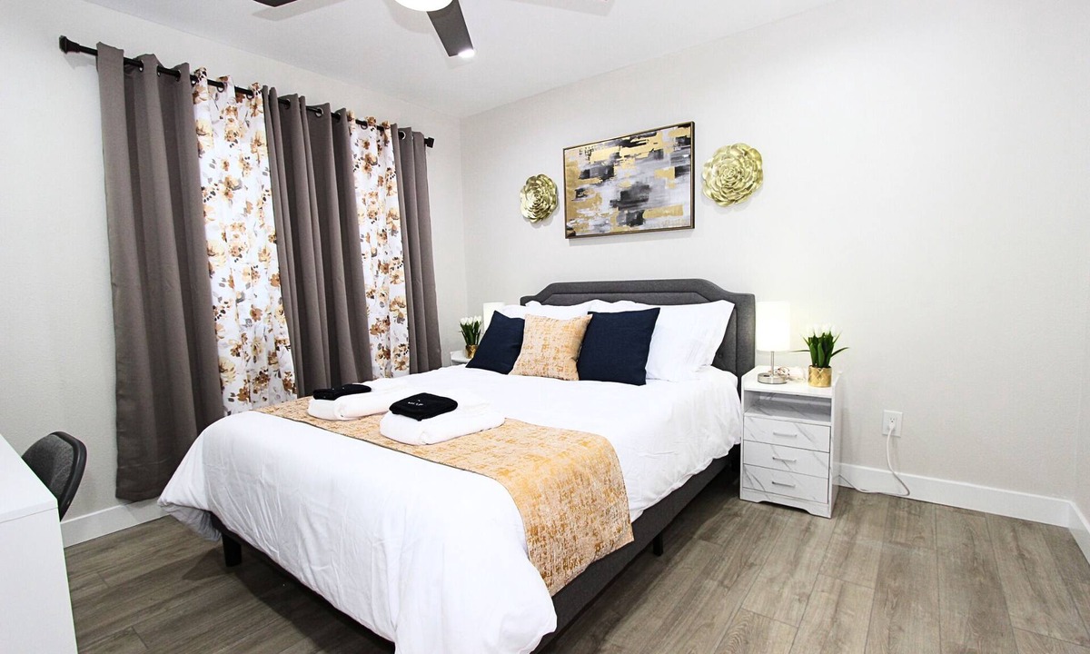 Fontana House | NEW! 2-Bedroom Fontana Guest House close to Kaiser Permanente
