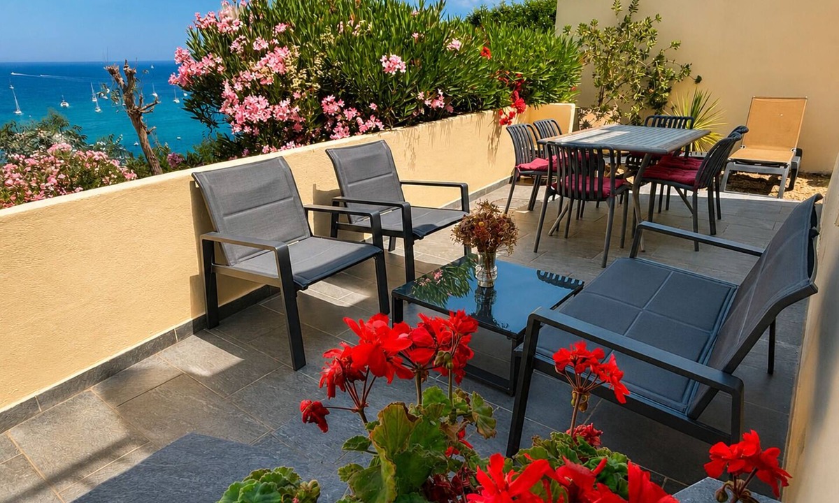 Saint-Florent Apartment | NEW APARTMENT WITH MAGNIFICENT VIEW OF SAINT FLORENT BAY