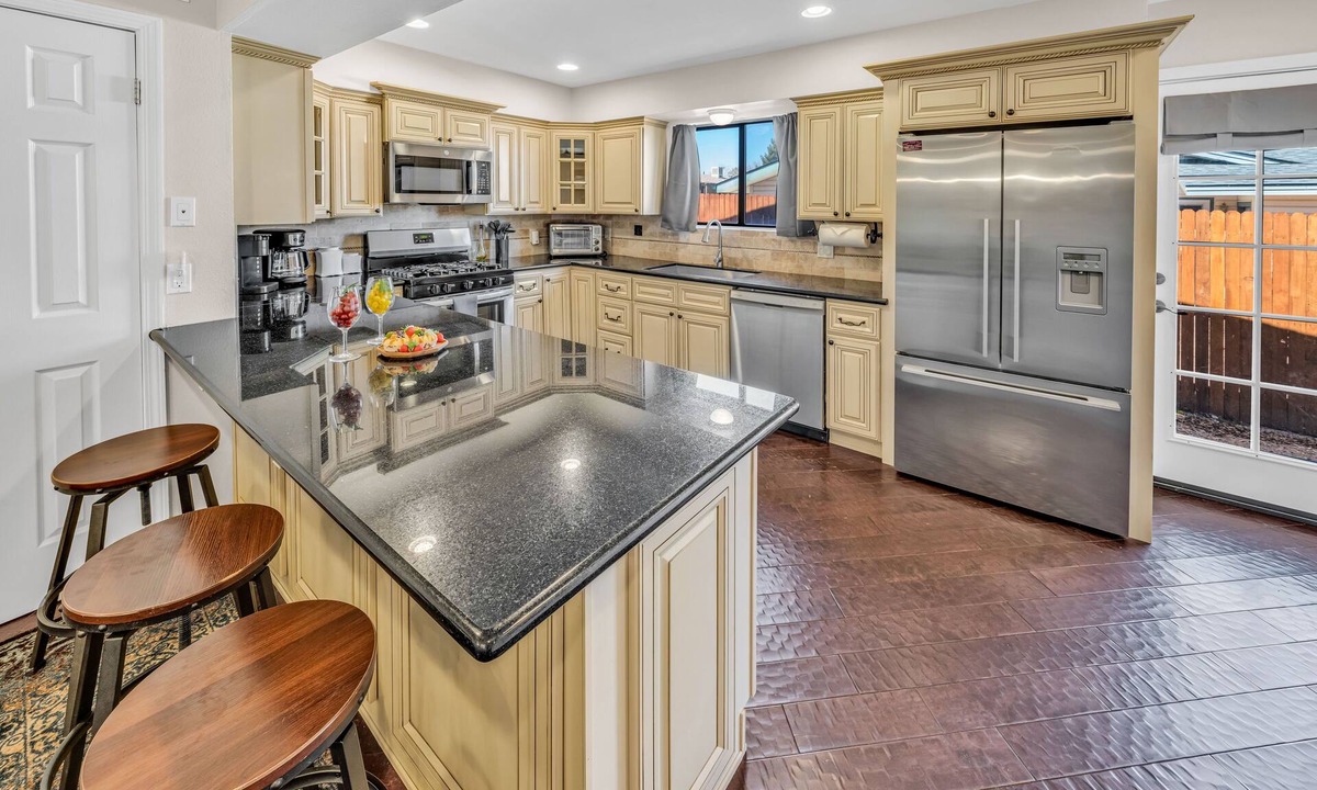 Clarkdale House | New Listing Old Town Zen 3 Bed 2 Bath Near Tons Of Attractions