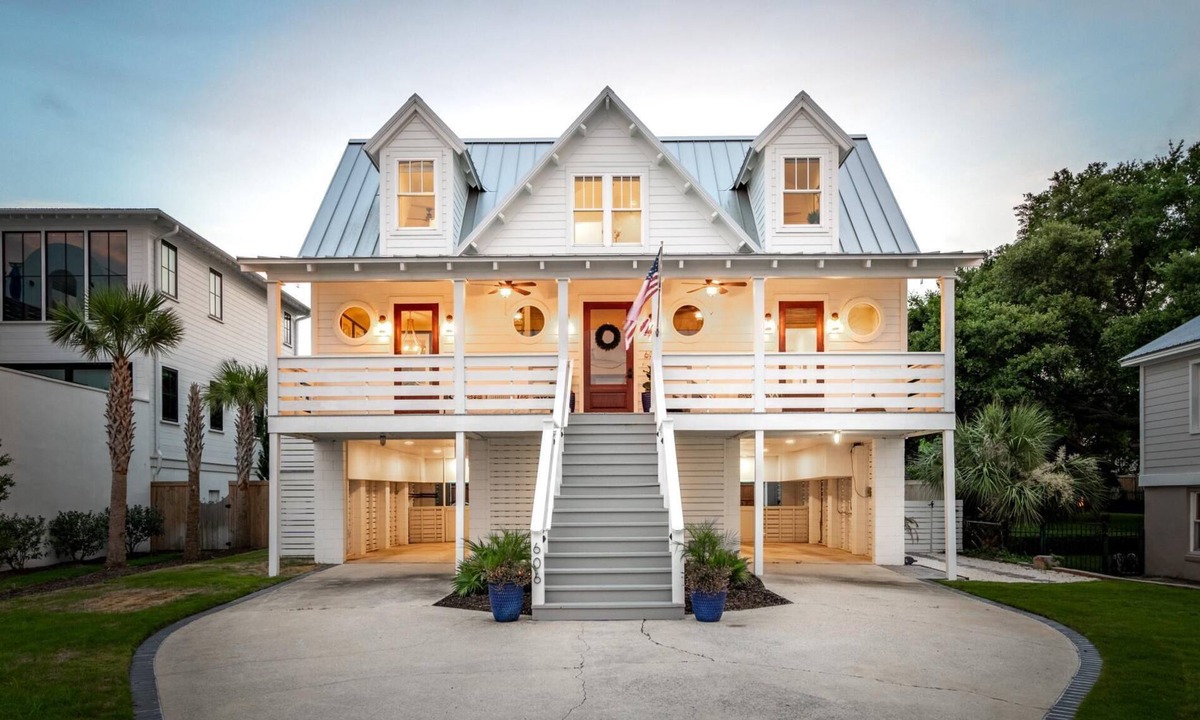 Isle of Palms House | New Listing! Views, Dock & Pet Friendly! Large Private Pool!