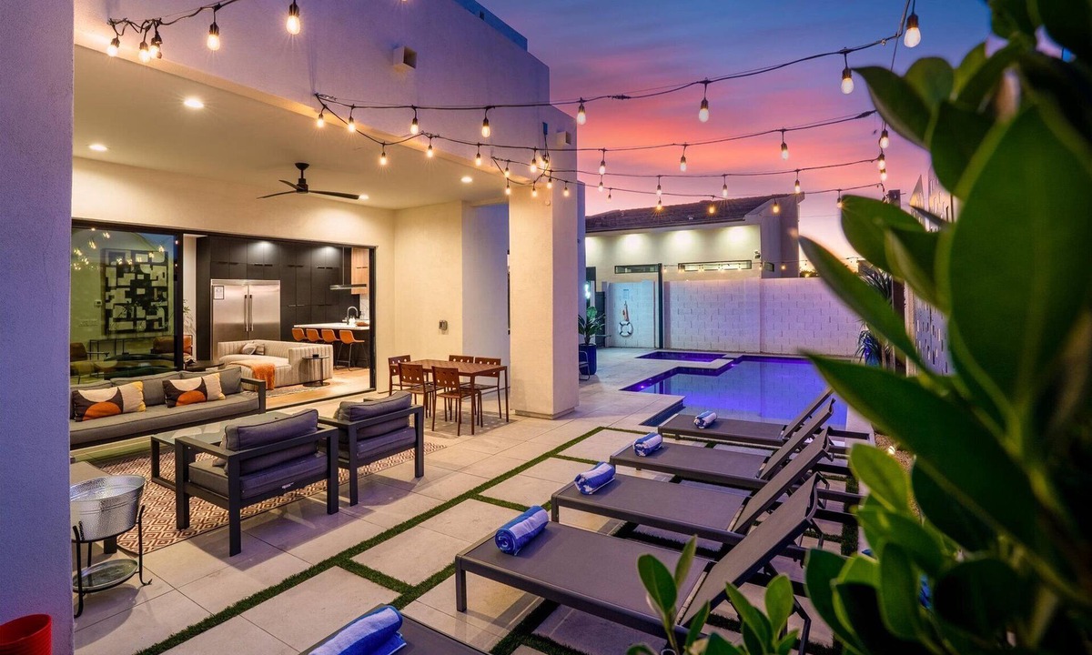 Southwest Village House | NEW! Luxury Home, Pool/Spa - Walk to Old Town!