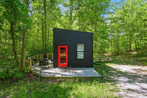 Stanton House | NEW, Promo Pricing - Premium Woodland Loft Retreat