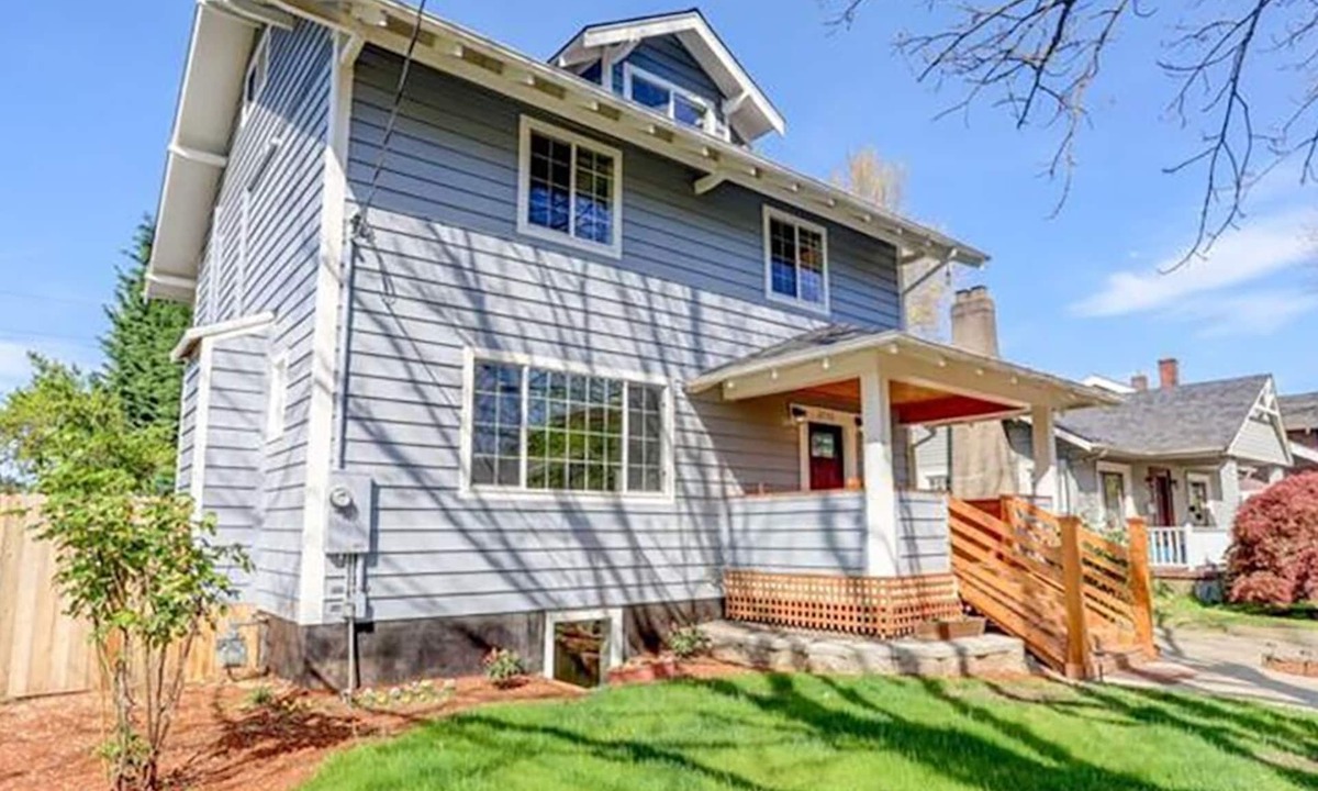 Laurelhurst House | Newly Built 5bed home 5 min from DT Portland in Laurelhurst Neighborhood