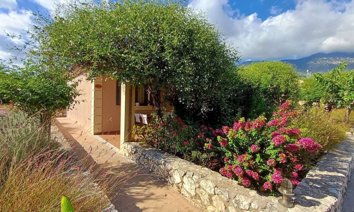 Karavados House | Newly Built and Independent Villas, with Great Sea and Mountain Views