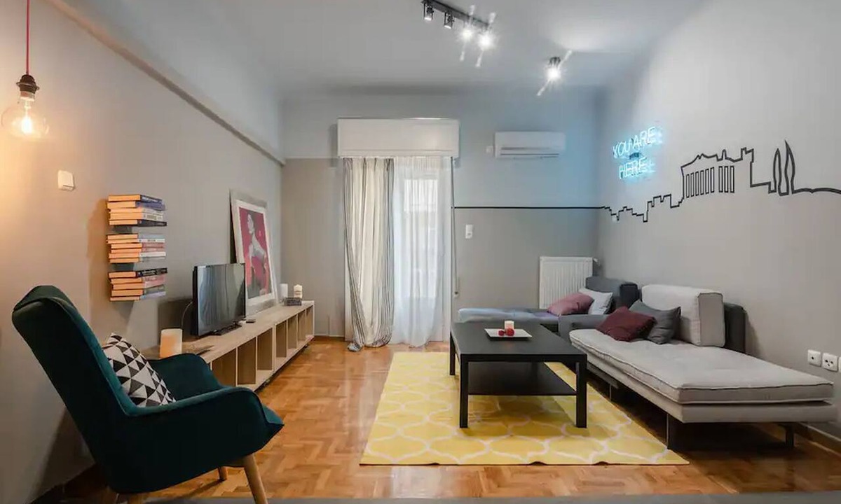 Makrigianni Condo | Next to Acropolis Museum, in Plaka area large Apt!