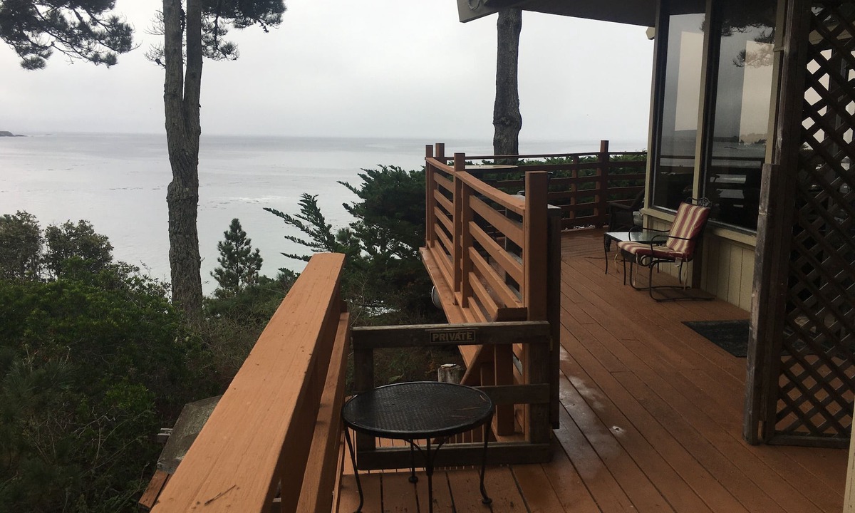 Anchor Bay Apartment | Oceanfront Room with Direct Beach Access CYG