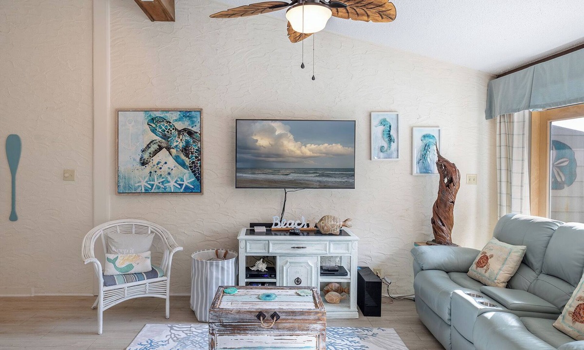 Pine Knoll Shores Condo | Oceans #11, Oceanside Condo in Pine Knoll Shores, NC!