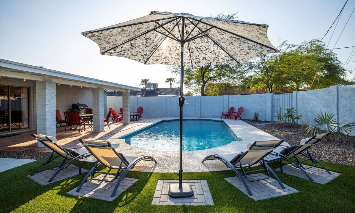 Scottsdale Estates Six House | Old Town Scottsdale: Heated Pool, Golf, Nightlife!