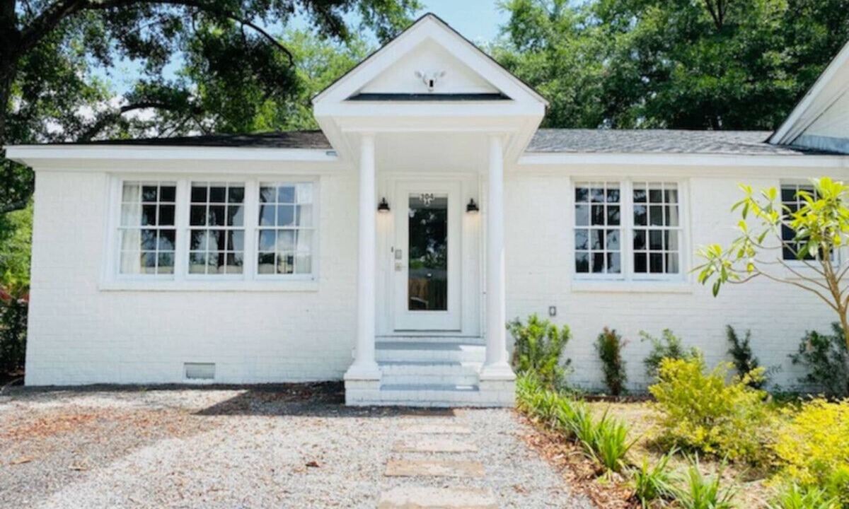 Old Village House | Old Village Double - Renovated Duplex - Sleeps 14