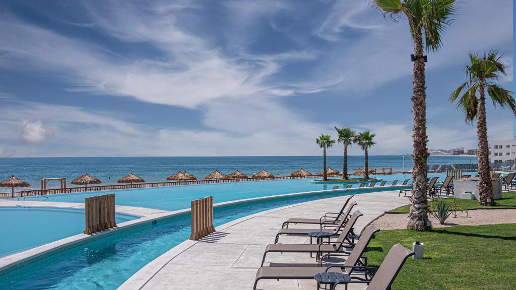Ferrocarrilera House | One 1403B: Beachfront Bliss Studio in Sandy Beach