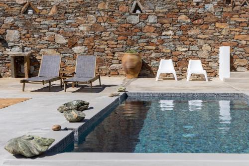 Tinos House | Οrmos seaside villa A with private pool