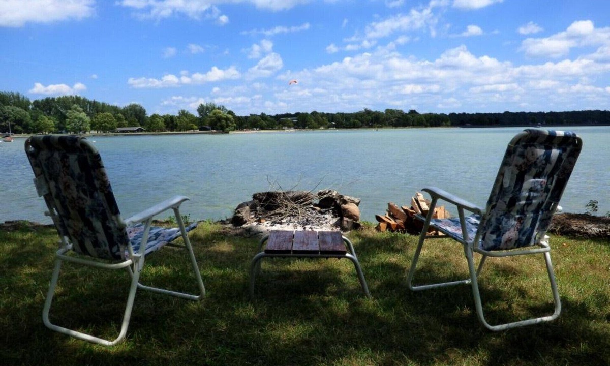 Auburn House | Owasco Lake Shoreline 3-BR, 2 Bath Home with Aluminum Boat, Canoe and 2 Kayaks