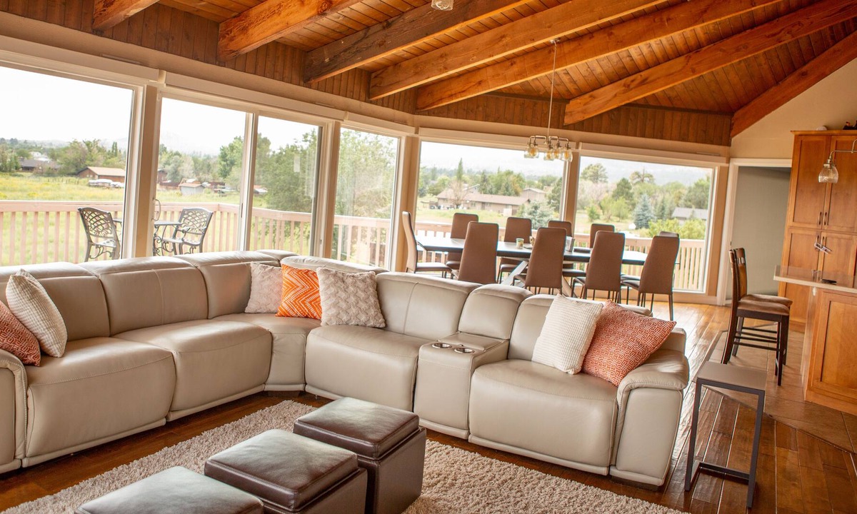 Flagstaff House | Panoramic Mountain Vista Ranch