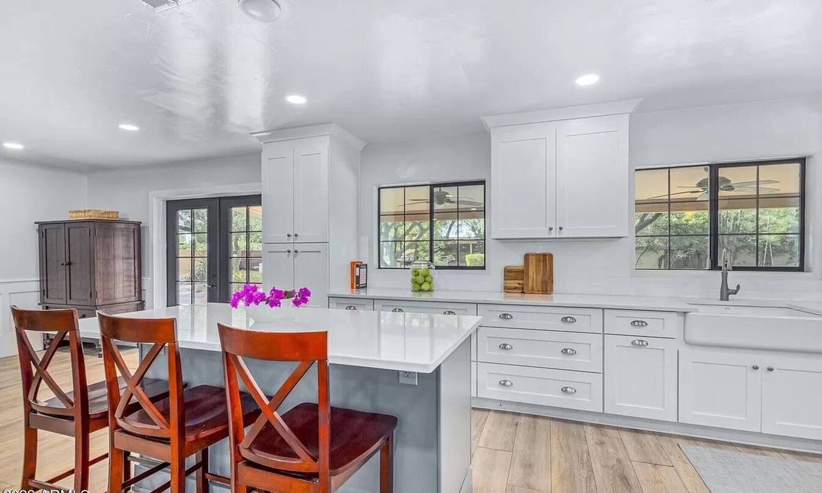Paradise Valley Village House | Paradise Valley Half Acre Retreat