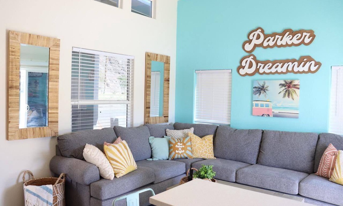 Parker Dam Hotel | Parker Dreamin with Casita