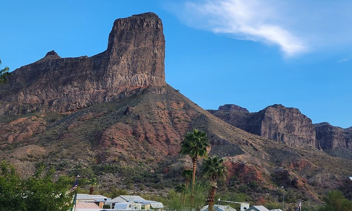 Parker Strip House | Parker Strip River Home with Mtn & River Views & Boat Launch, Beautiful Parker Strip River Home with.