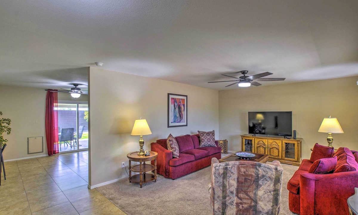 Litchfield Park House | Patio + Yard: Pet-Friendly Gem in Litchfield Park!
