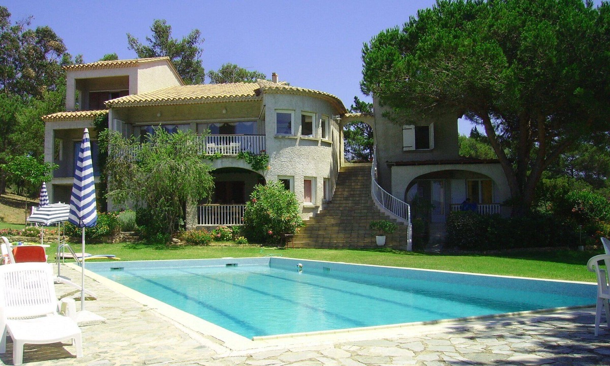 Porticcio Cabin | PAVILION - 6 PEOPLE - 110m² with terrace and view of the Gulf of Ajaccio