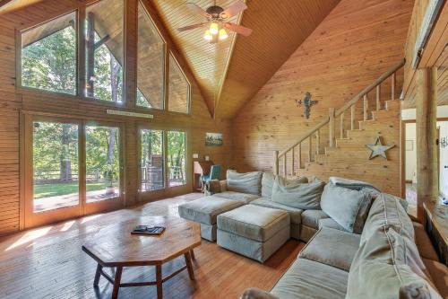 Portland House | Peaceful Cabin Between Nashville & Bowling Green!