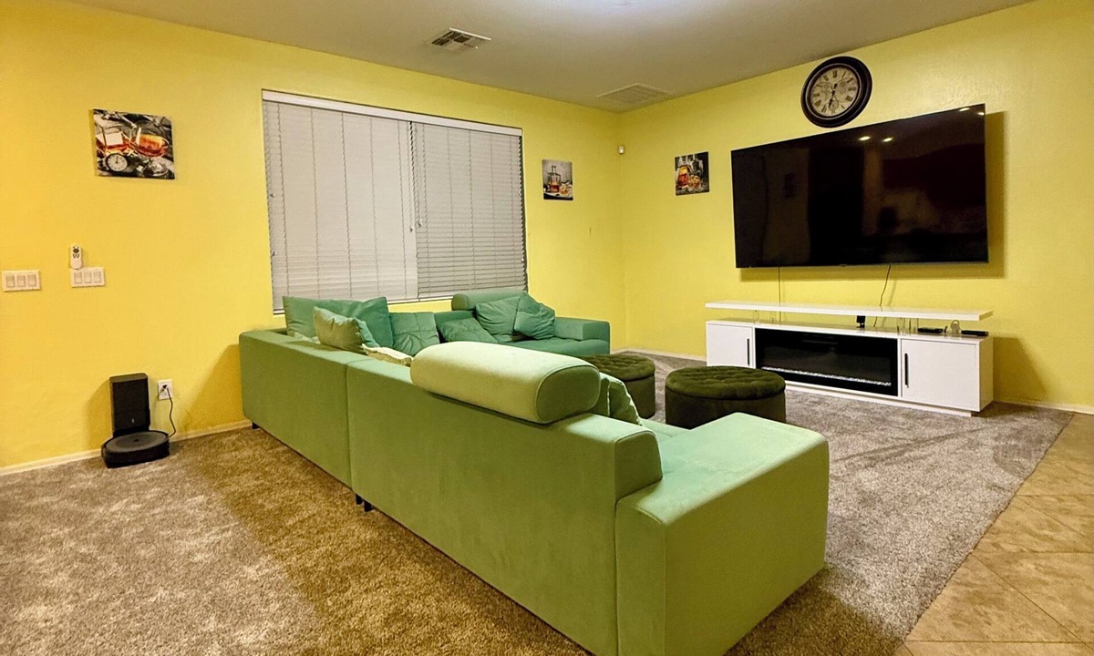 Avondale House | Perfect 1-level, 4-bedroom house with AC in charming Avondale, Arizona