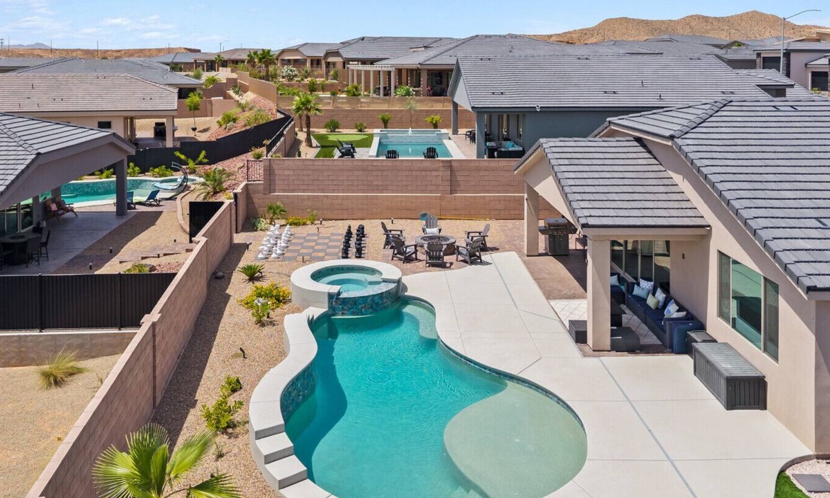 Mesquite House | Perfect Swing by J and Amy BL 991953