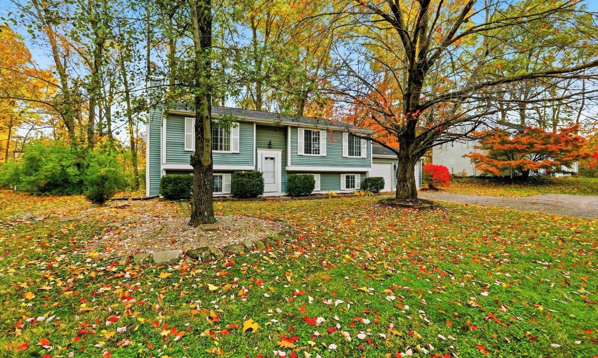 Indianapolis House | Pet Friendly+GameRoom + BackYard+ Near Downtown