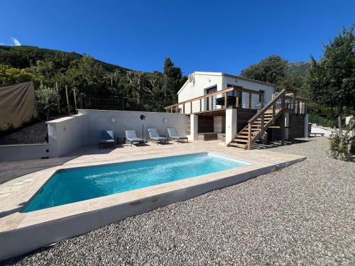 Sisco House | Petite villa cocooning