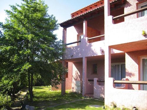 Pinarellu Apartment | Pinarellu Apartment Steps Away from Beach