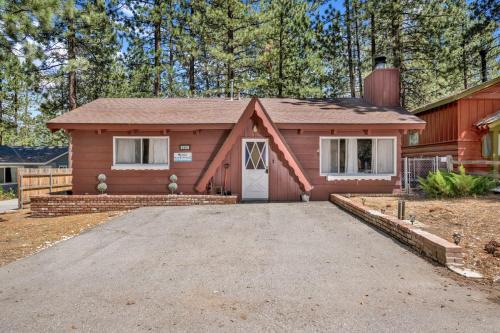 Big Bear Lake House | Pine cone cottage #2191