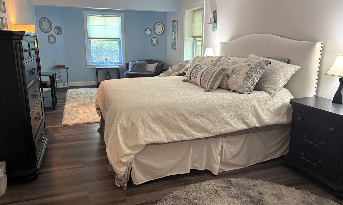 Annapolis Apartment | Poolside Annapolis Retreat for Mid-Term Stays!