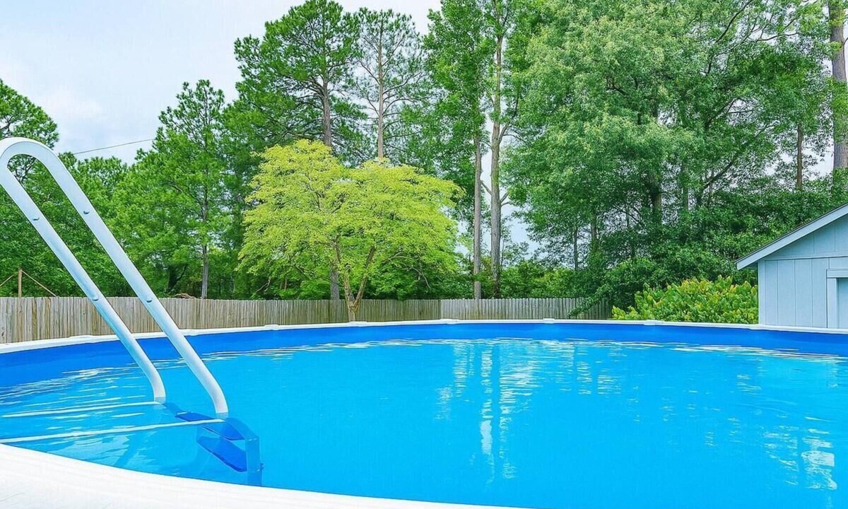 Murraysville House | Poolside Playhouse | Hot Tub | Near Wrights Beach