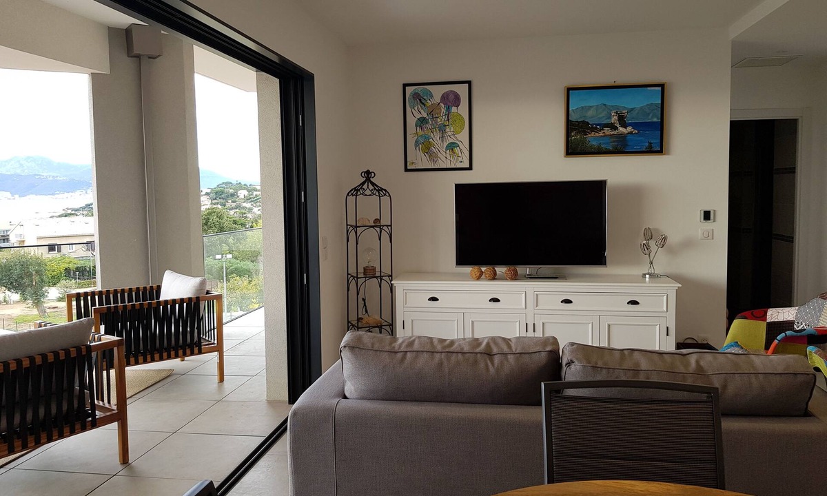 Albitreccia Apartment | Porticcio, Superb air-conditioned T2, panoramic view of the Gulf of Ajaccio