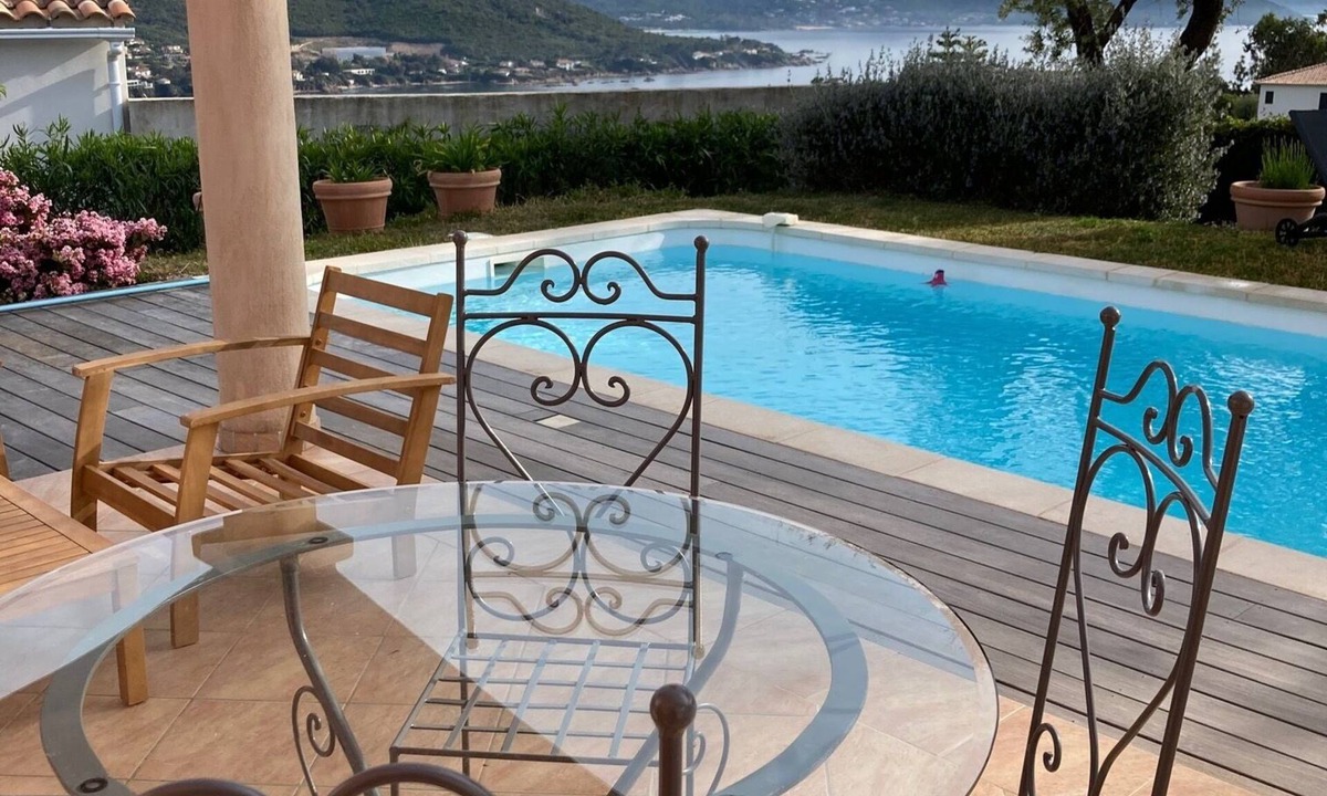 Pietrosella House | Porticcio superb villa with pool in charming seaside village