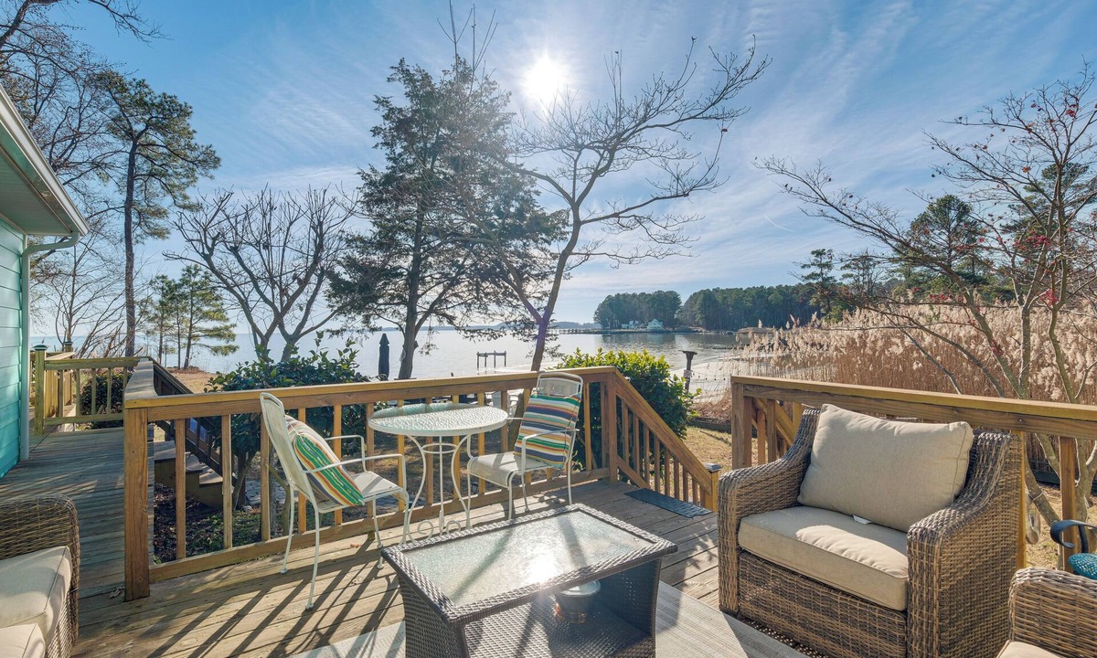 Hague House | Potomac River Haven w/Private Beach, Dogs Welcome