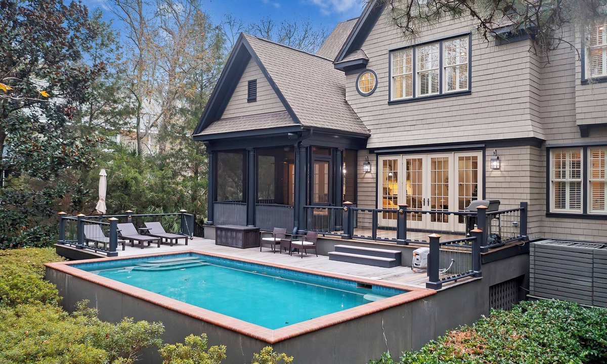 Vanderhorst Plantation House | PREMIER Kiawah Home on Surfsong Road, 5 bedrooms, Private Pool!
