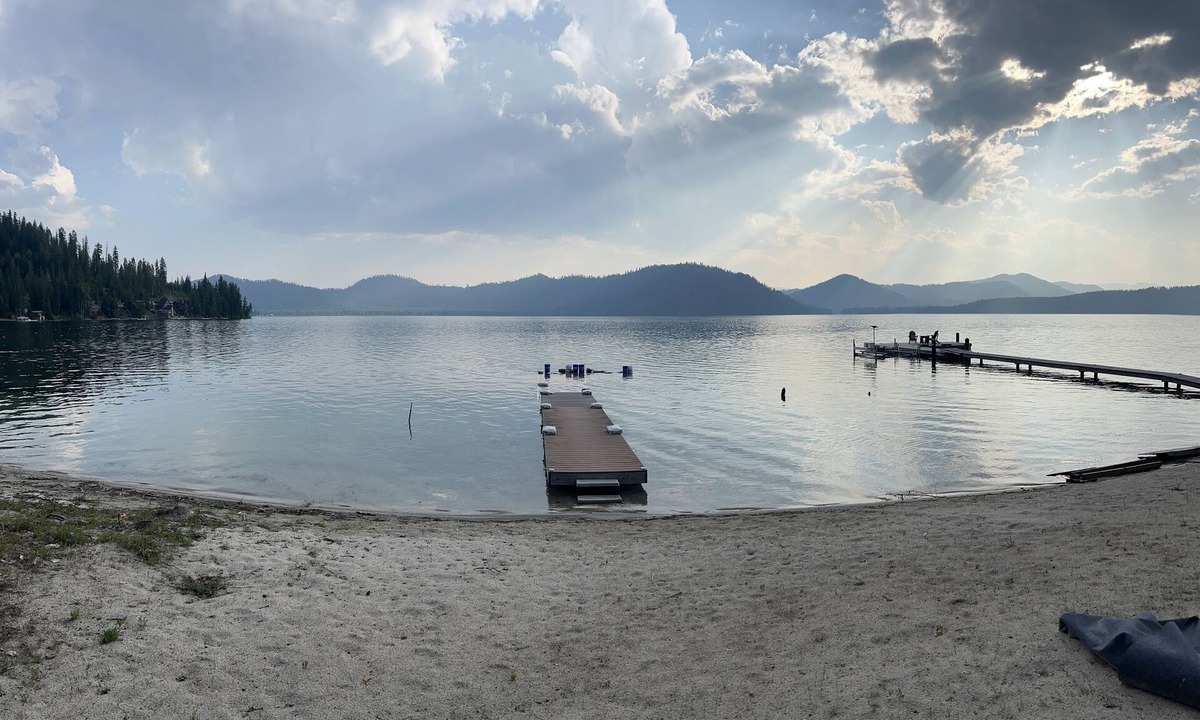 Coolin House | Priest Lake Waterfront Property With Majestic Lake & Mountain Views.