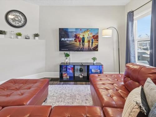 Mapleton/Fall Creek House | Prime Downtown Indy House Close to DT Indy
