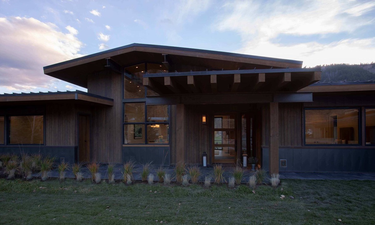 Hoback Junction House | Private and Exclusive Community with Great Ammenities