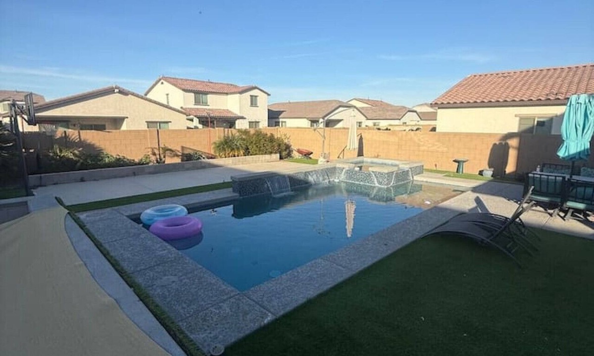 Maricopa House | Private Heated Pool + Year-Round Hot Tub