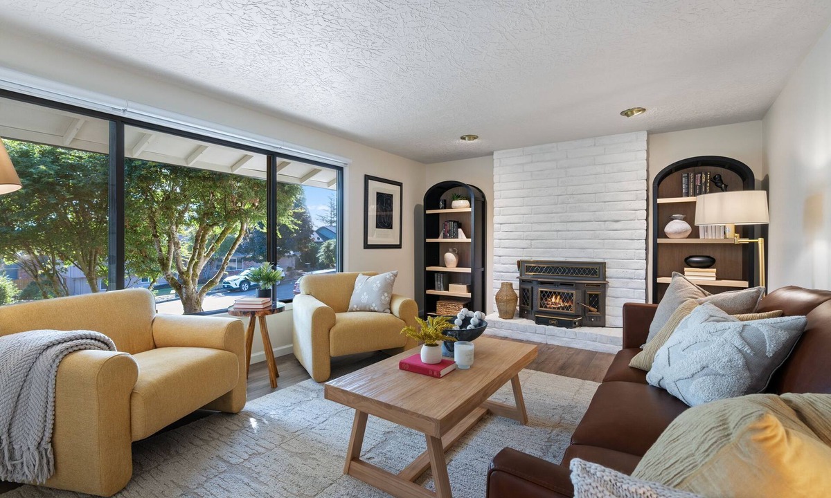 Pleasant Valley House | Professionally designed & furnished 4-bedroom house in Mt Vista, Ridgefield