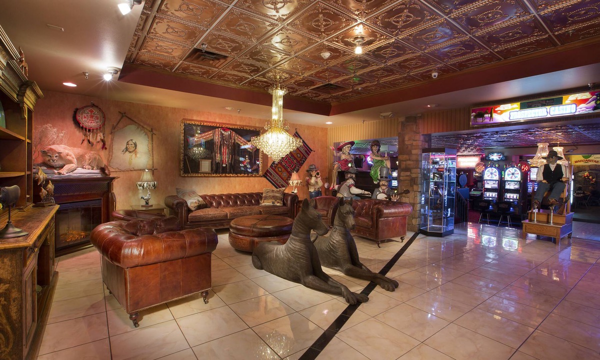 East Ely Hotel | Prospector Hotel & Gambling Hall