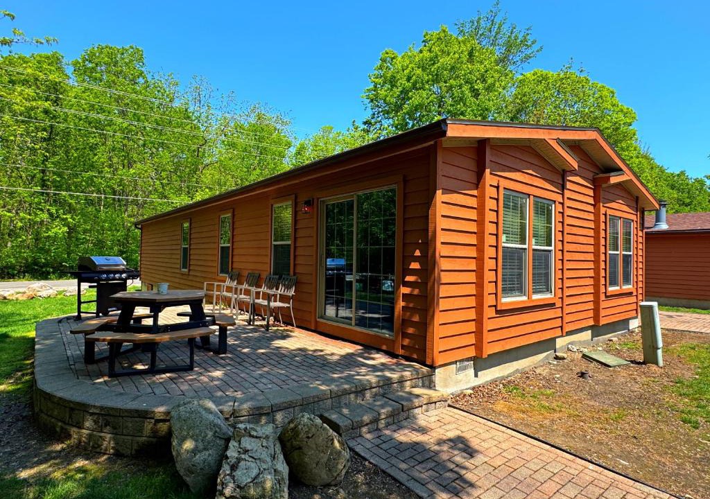 Put-in-Bay House | Put-in-Bay Island Club #111