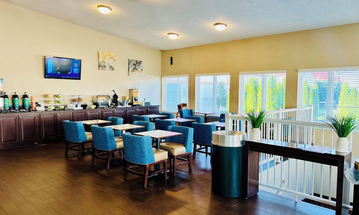 Elizabethtown Hotel | Quality Inn & Suites Elizabethtown